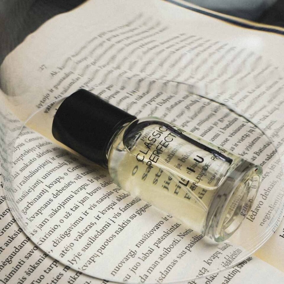 liur classical perfection perfume